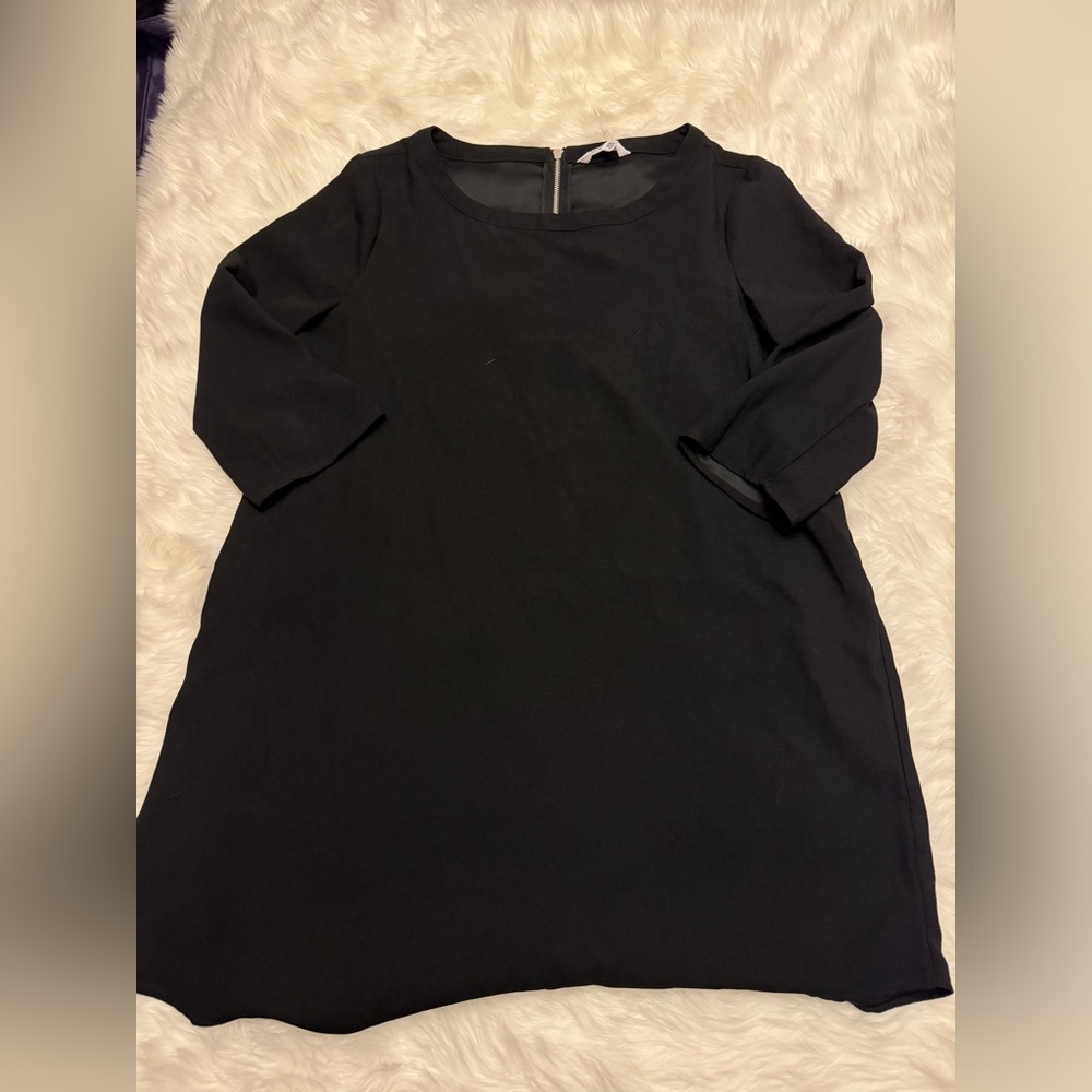 Black BB Dakota simple dress